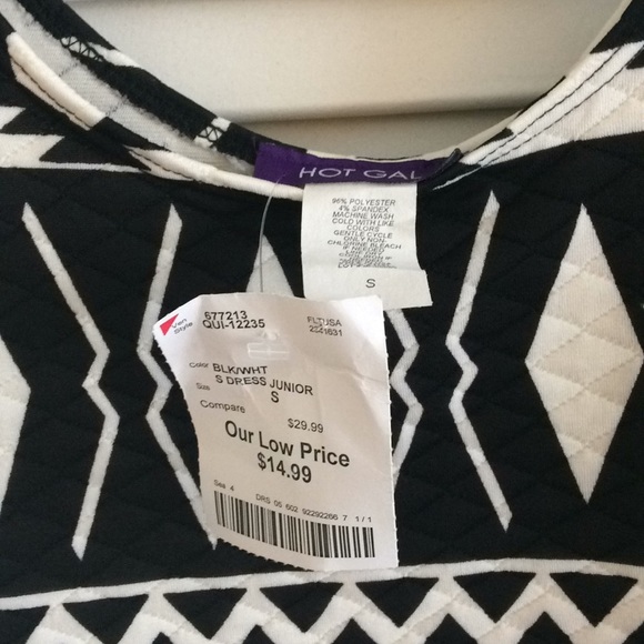 Dress - Picture 2 of 2